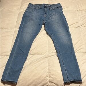 American Eagle Outfitters Light Blue Skinny Jeans